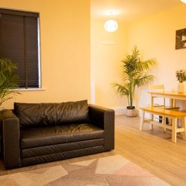 GOLDEN HAVEN- Central Reading Apartment