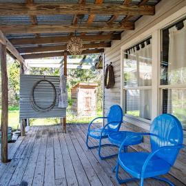 Outpost Vibes: Outhouse, Outdoor Shower & Pool