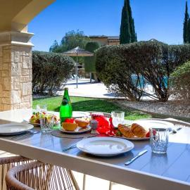 Beautiful Ground Floor Apartment BC02 - Lelantos, Theseus Village