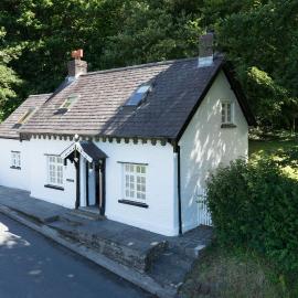 Garden Cottage Newcastle Emlyn