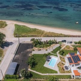 Electra BeachFront Suites, Nea Irakleia, hotel u gradu 'Nea Iraklia'