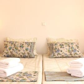 Serenity Villa in the largest bay of Thassos, hotel in Skala Potamias