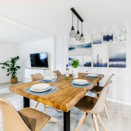 Ferienhaus Waldgeflüster 70 QM I überdachte Terrasse I 2 Schlafzimmer I Strandnah, hotel din Joachimsthal