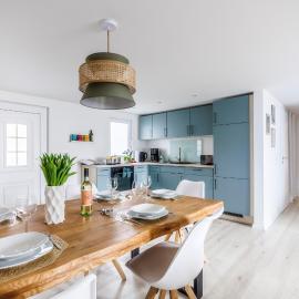 modernes Ferienhaus Sonnendeck 70 QM I Strandnah I Terrasse I 2 Schlafzimmer I Nähe Werbellinsee, hotel din Joachimsthal