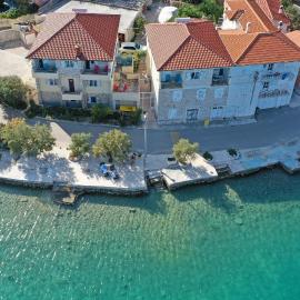 Apartments Tiho