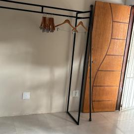 Kitnet do Mineiro, hotel in São José dos Campos