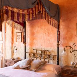 Casa Museo RAKKANA - En el Centro de Requena, hotel a Requena