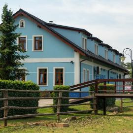 Hospůdka na Haldě, hotel a Boršice