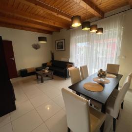 House Hévíz, hotel in Hévíz