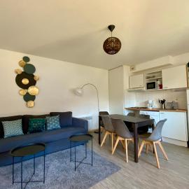 Les Naïades C05- 2 bedrooms for 5 people !, ξενοδοχείο σε Avene
