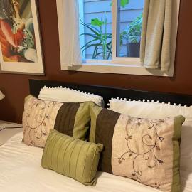 B-Love's Guest House, Hotel in Oakland