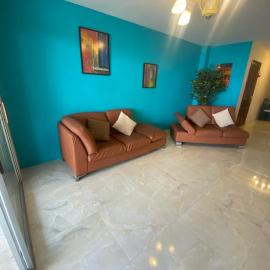Hemingway Salinas Apartment
