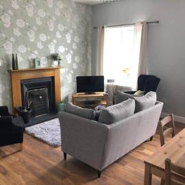 Meikle Farm Cottage โรงแรมในWestruther