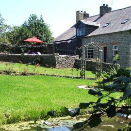 Brynifor Llangrannog, Hotel in Blaencelyn