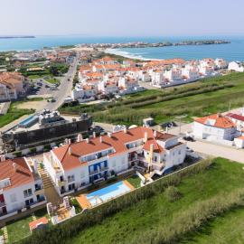 Paradise Apartments، فندق في باليال