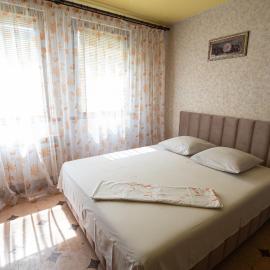 Героїв Дніпра, 53, 3-й поверх, квартира біля пляжу Живчик, hotel in Cherkasy