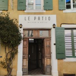 Grignan में, होटल LE PATIO