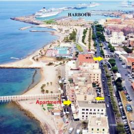 Suite beachfront near the station and Port, 5 beds