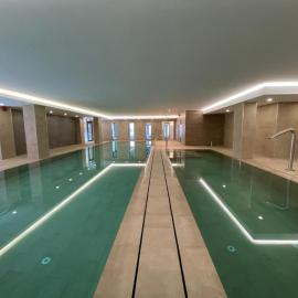 CP Top floor luxury studio with spa and pool, hotel Gibraltárban