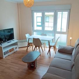 Apartamento de 2 habitaciones a 100 m de la playa – hotel w mieście Fisterra