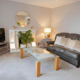 Modern 3 Bedroom home. A perfect base for Golfers, hotel i Ladybank