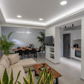 ELiXiR 1 Luxury apartments, hotel in Agios Nikolaos