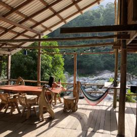 Jungle River Lodge, hotell i La Ceiba