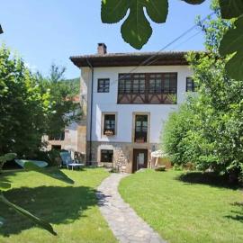 Pensión Casa Arenas, hotel in Arenas de Cabrales
