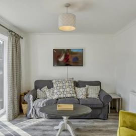 Modern Manchester House with Airport Links - Pass the Keys, hotel a Cheadle