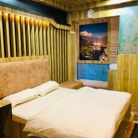 Sara's Backpackers Hotel