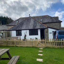 Horseshoe Cottage