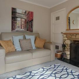 Norwich City, lovely 3 bed house, EV charger, garden with BBQ, free parking for 3 cars, hotel in Thorpe Saint Andrew