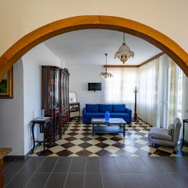 +61 Lounge Apartment