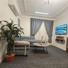 استيديو حياة الفيصلية دخول وخدمة ذاتيه, hotel u gradu 'Ar Rass'