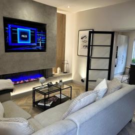 Stunning Town Center Cottage with hot tub, hotel a Morpeth