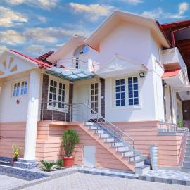 Coorg Lotus Villa, hotel in Madikeri