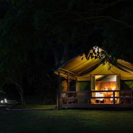 Falaza Game Park and Spa: Hluhluwe şehrinde bir otel