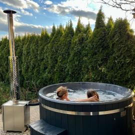 Apartament Noce i Dnie z prywatnym jacuzzi