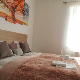 Eisenerzer Apartments - Radmeisterhaus، فندق في إيسينيرزير