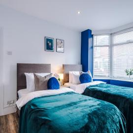 Fantastic Contractor House with 8 Beds by PureStay