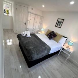 Lichfield City Cathedral Walk 3 Bedroom Coachhouse