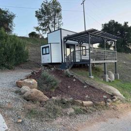 Tiny House - mountain views close to everything, hotel v destinácii Valley Center