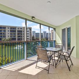 Oceanwalk 15-206, hotel a New Smyrna Beach