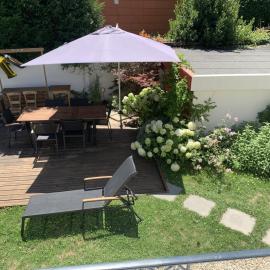 Charmante maison de ville avec jardin et piscine, Hotel in Auxerre