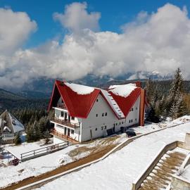 Pensiunea Rusticanna Rinca – hotel w mieście Rânca