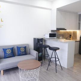 Royal Suites 2BR 28th Floor - Citra Plaza Nagoya Apartment