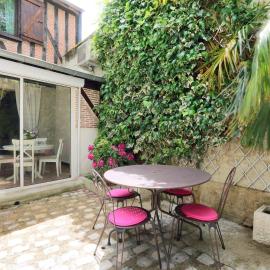 Elegant and spacious T2 #Tours #Halles #Courprivée, hotel sa Tours