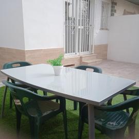 Casa en Jerez con patio cerca de la playa y de la sierra