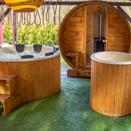 Holiday Home Vegas - HOUSE AND GARTEN FOR EXCLUSIVE USE, hotel in Kołczewo