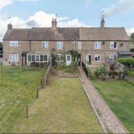 2 Bed Cottage Near Stamford, Easton on the Hill